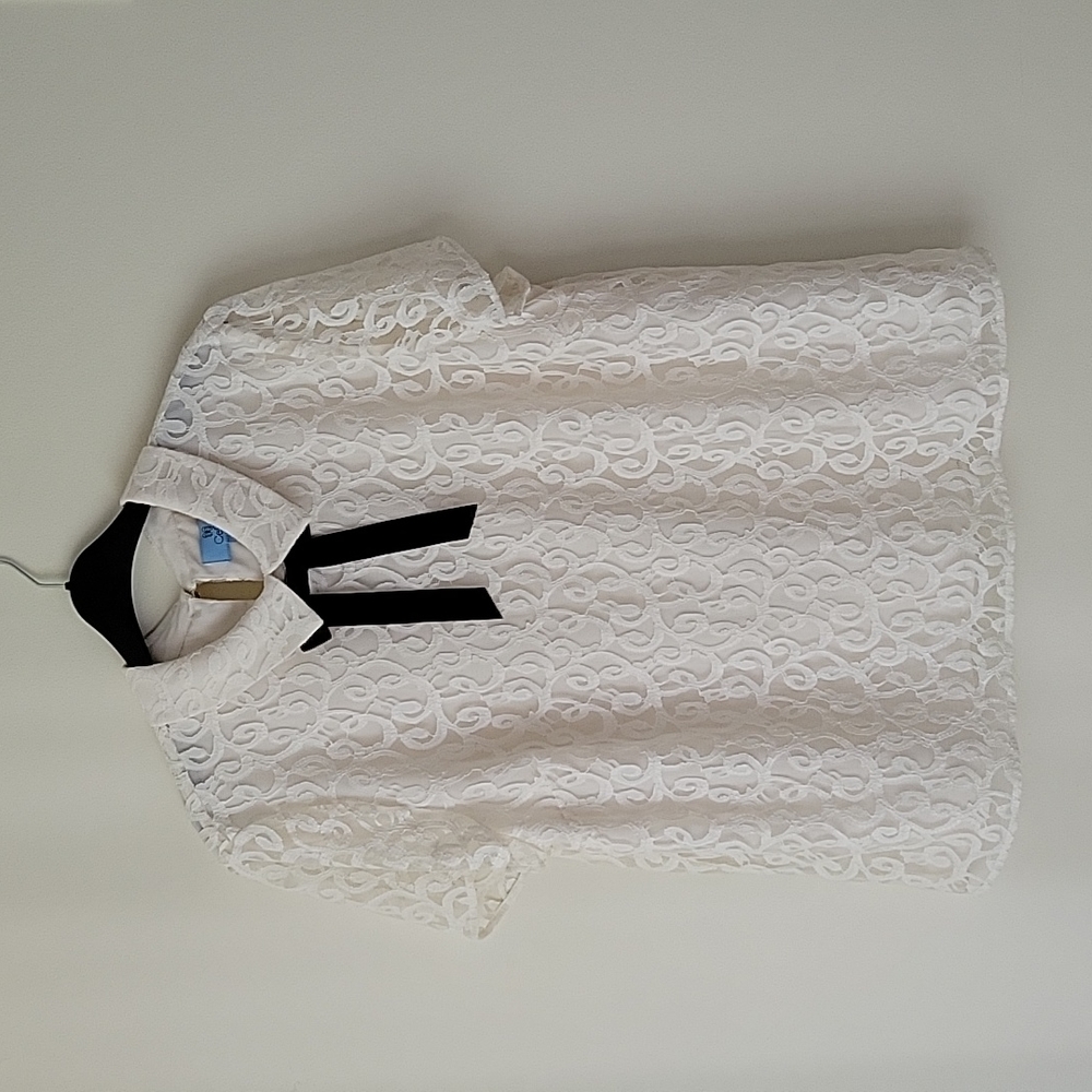 Cece Woman's Cream Lace Bow Tie Blouse- Size XL- New!